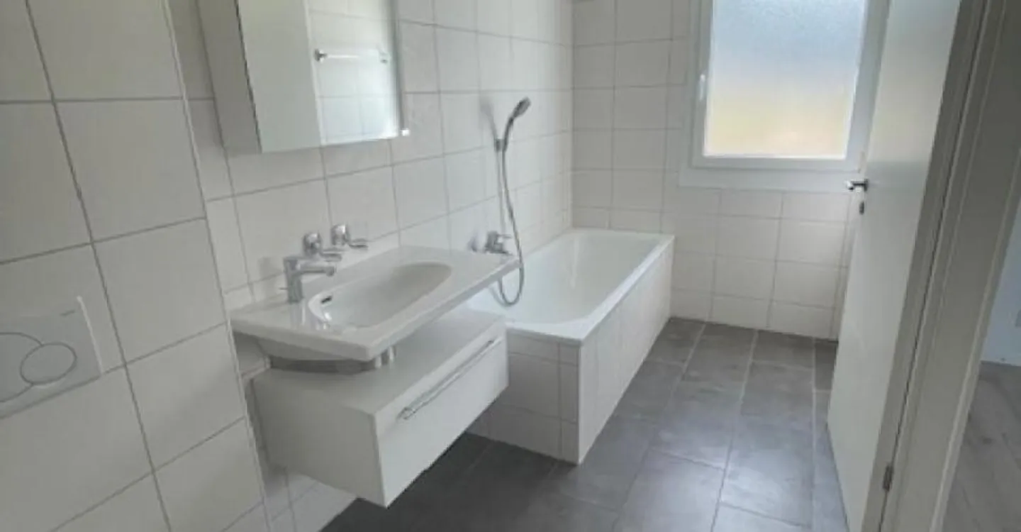 Appartement moderne avec jardin - Photo 4 sur 10