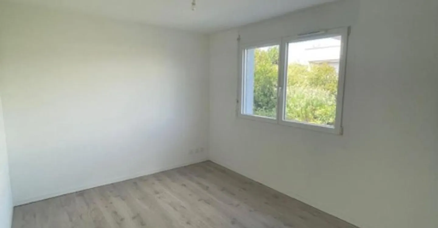 Appartement moderne avec jardin - Photo 9 sur 10