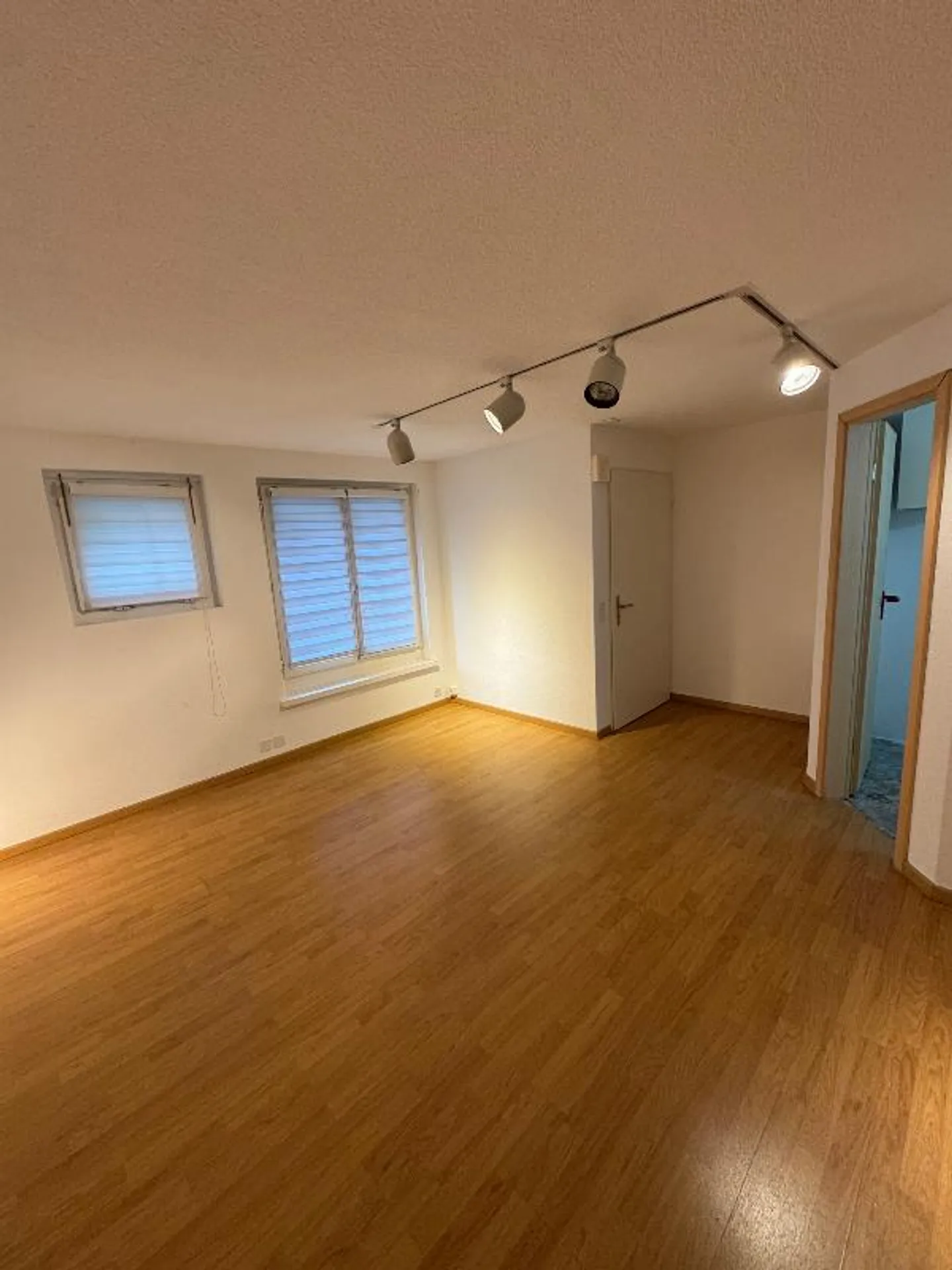 «Büro» - Foto 3 von 5