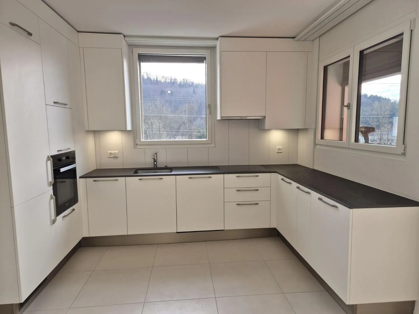 4.5 Room Apartment - Photo 3 of 10