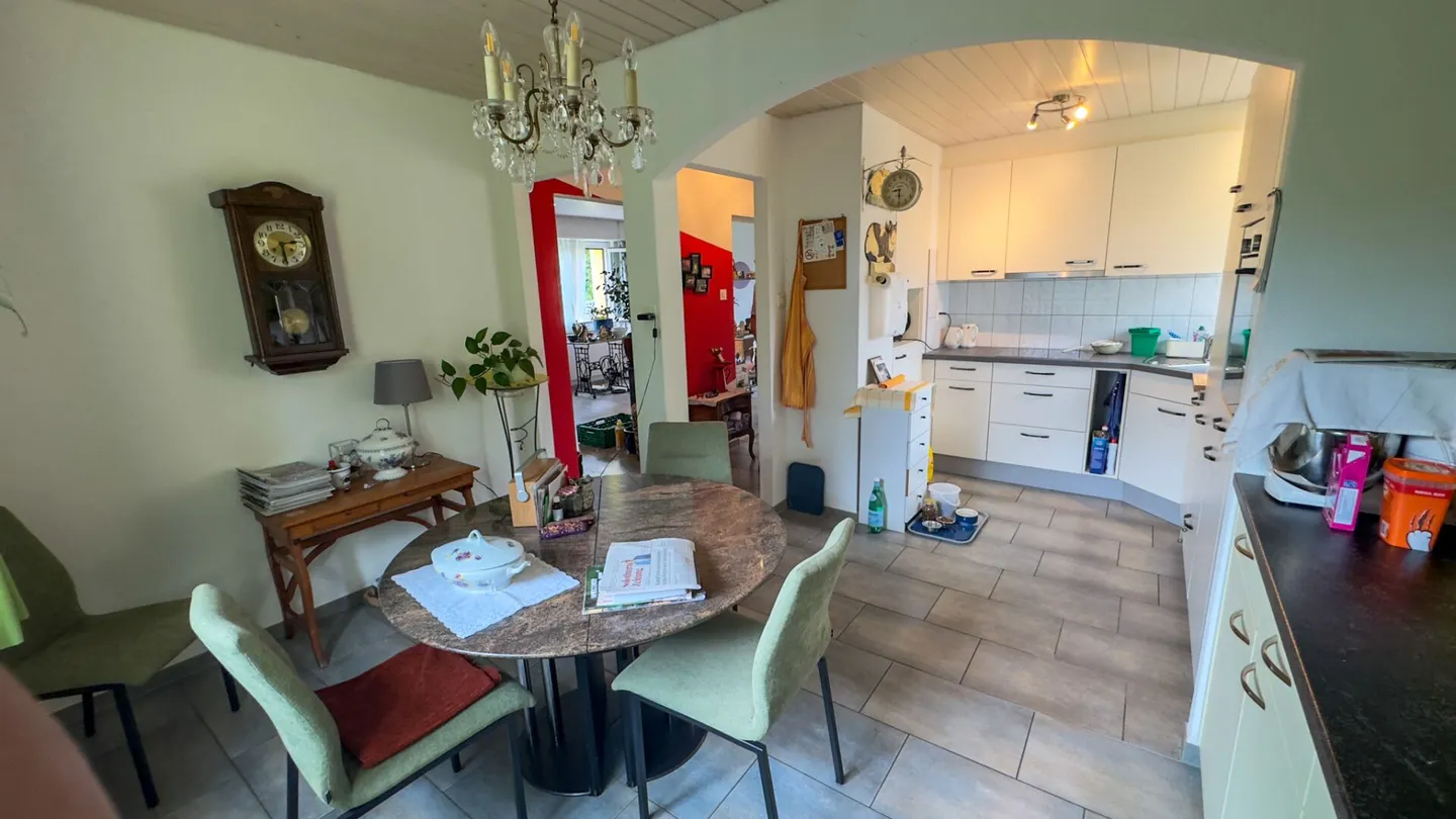 Renovated single-family home with large plot - Photo 8 of 16