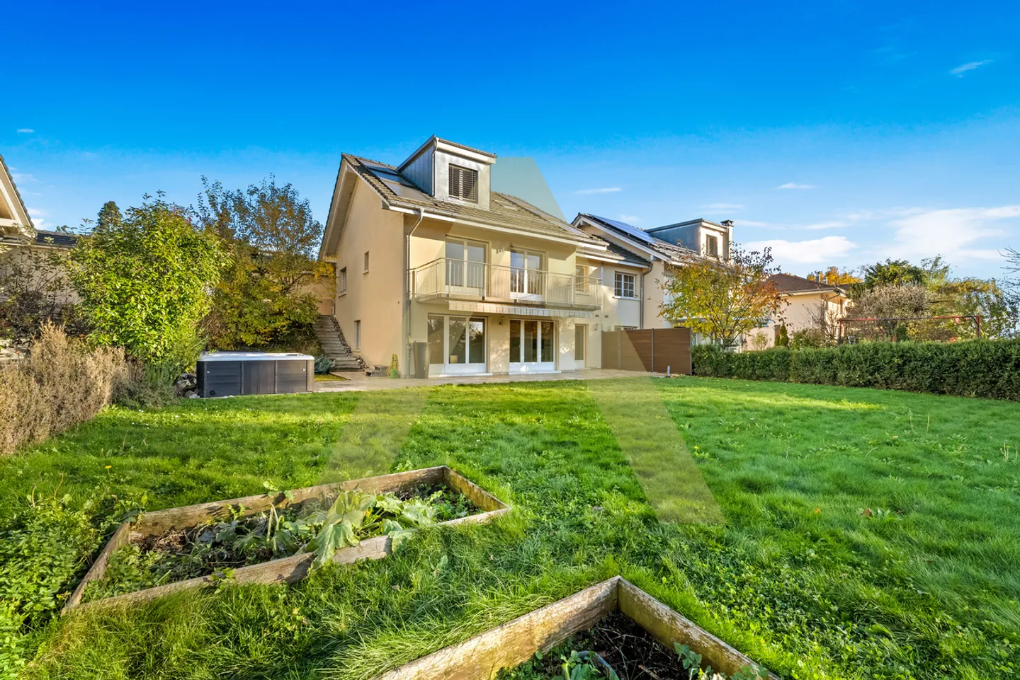 Charmante villa jumelle familiale - Photo 1 sur 11