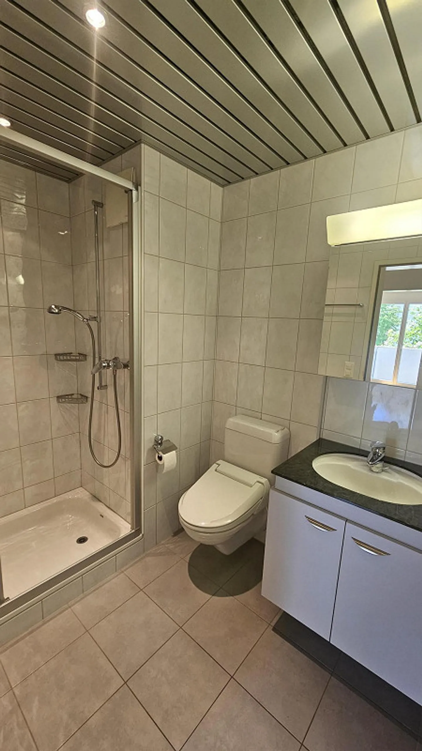 4 1/2-room apartment in a central and child-friendly environment - Photo 4 of 7