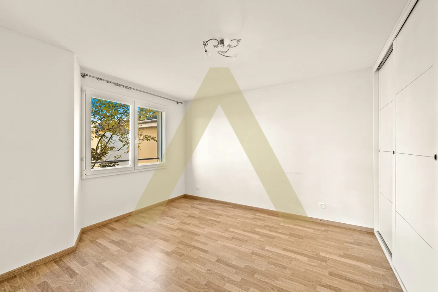 Charmante villa jumelle familiale - Photo 7 sur 11