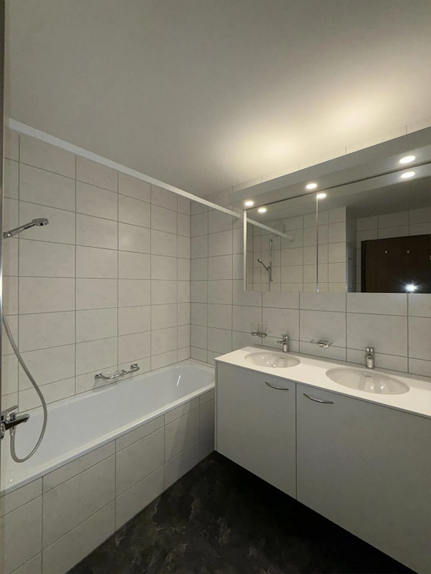 Bright 4.5-room apartment including inviting garden terraces - Photo 7 of 15