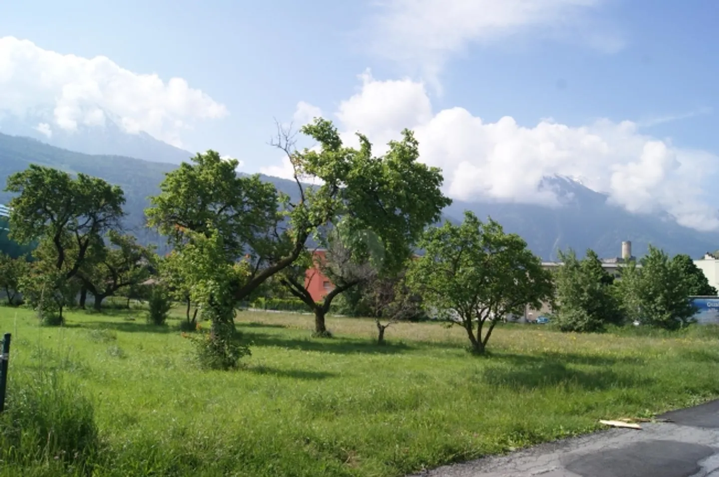 FÜR GESCHÄFT UND WOHNUNG - Foto 2 von 6