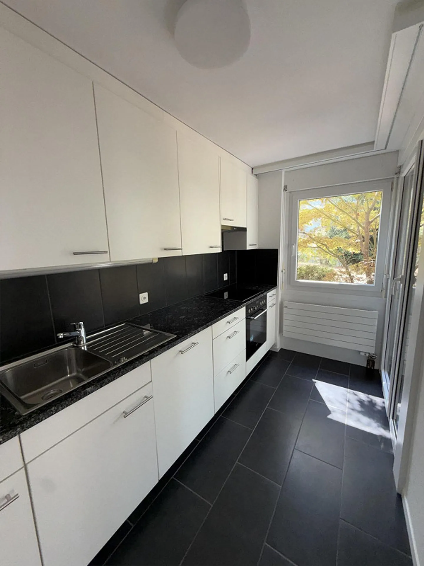 Bright 4.5-room apartment including inviting garden terraces - Photo 1 of 15