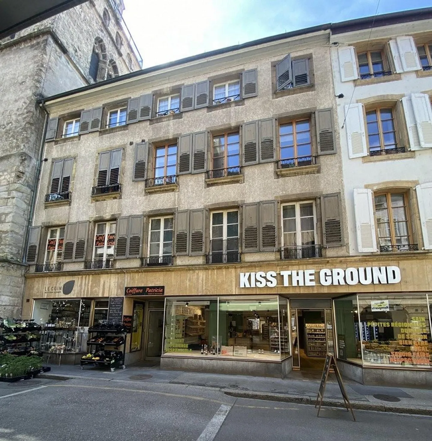 Large apartment in downtown Yverdon - Photo 1 of 9