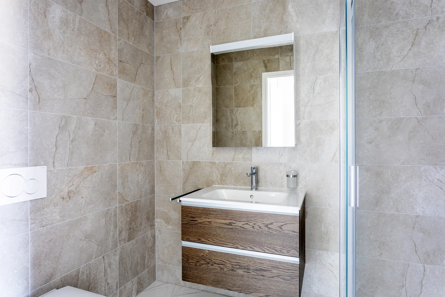 Neues 4,5-Zimmer-Apartment mit Parkplatz - Foto 7 von 13