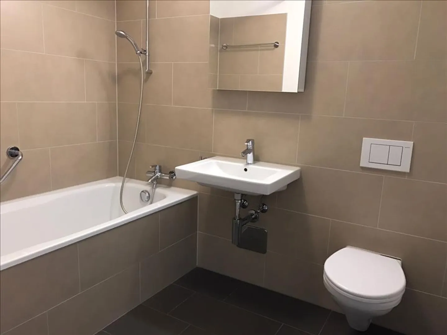 Wohnung im Obergeschoss mit Balkon - Foto 4 von 9