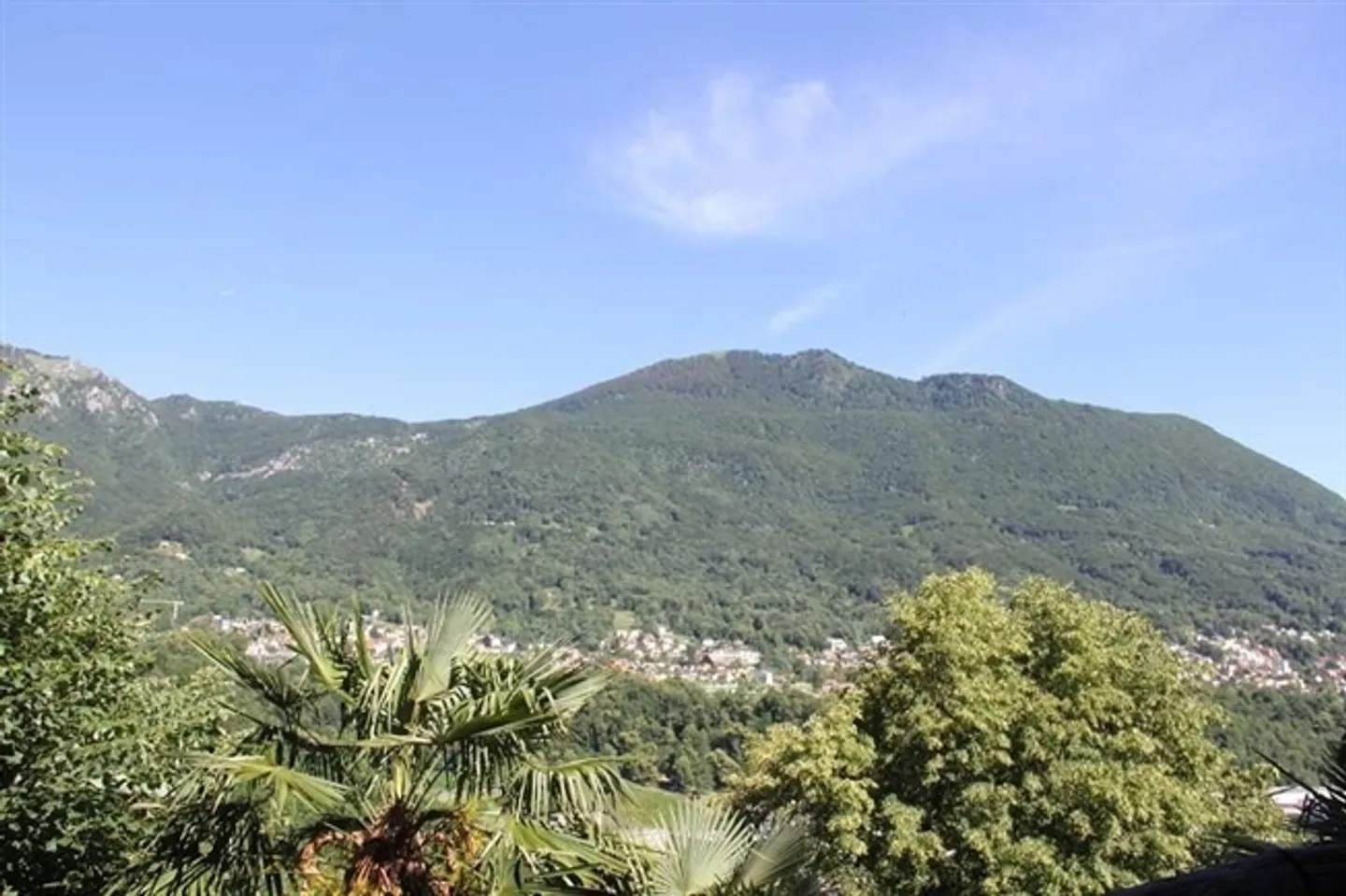 «Appartamento di 3 ½ locali in bifamiliare con giardino/terreno edificabile» - Foto 5 di 11