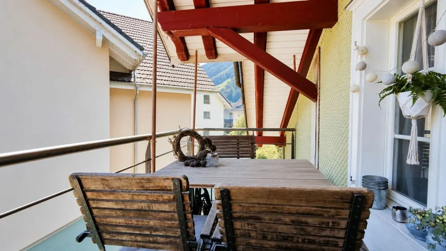 Grosszügige Dachwohnung mit Bergblick - Foto 5 von 20
