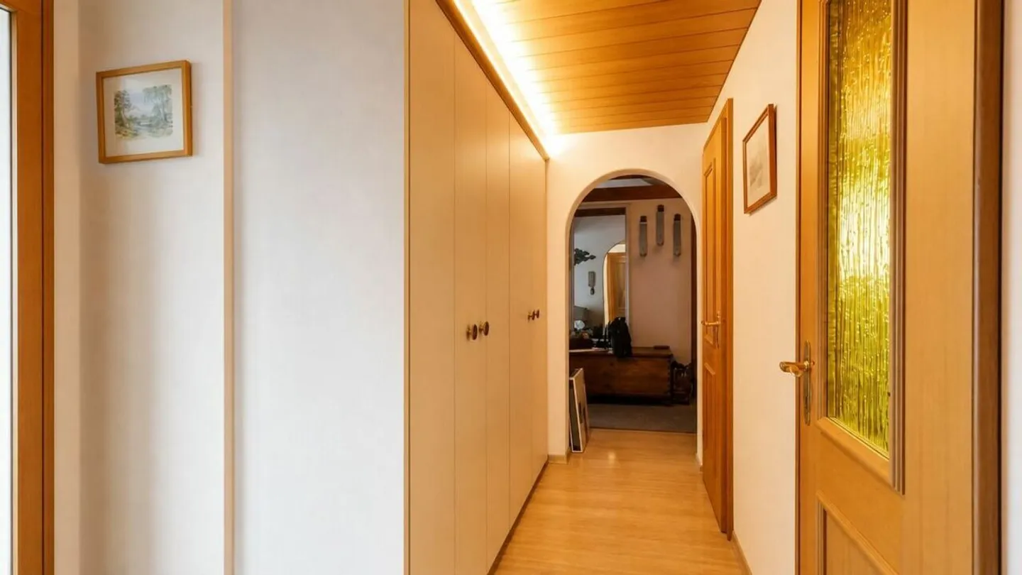 Grosszügige Dachwohnung mit Bergblick - Foto 14 von 20