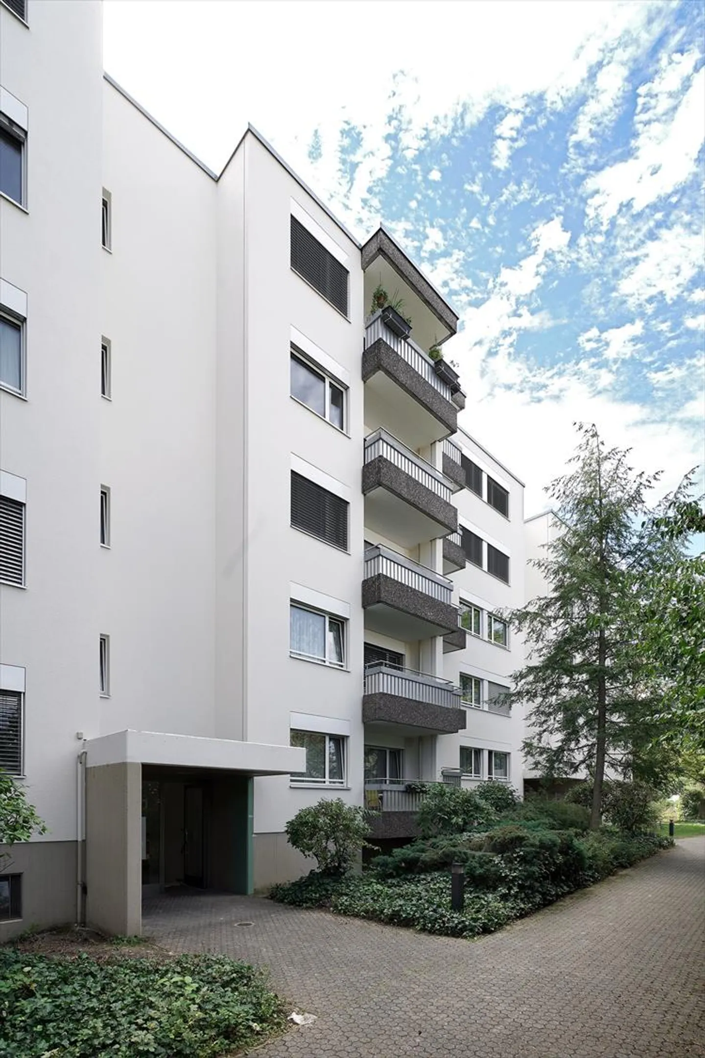 Helle, grosszügige 3.5 Zimmer-Wohnung - Foto 2 von 8