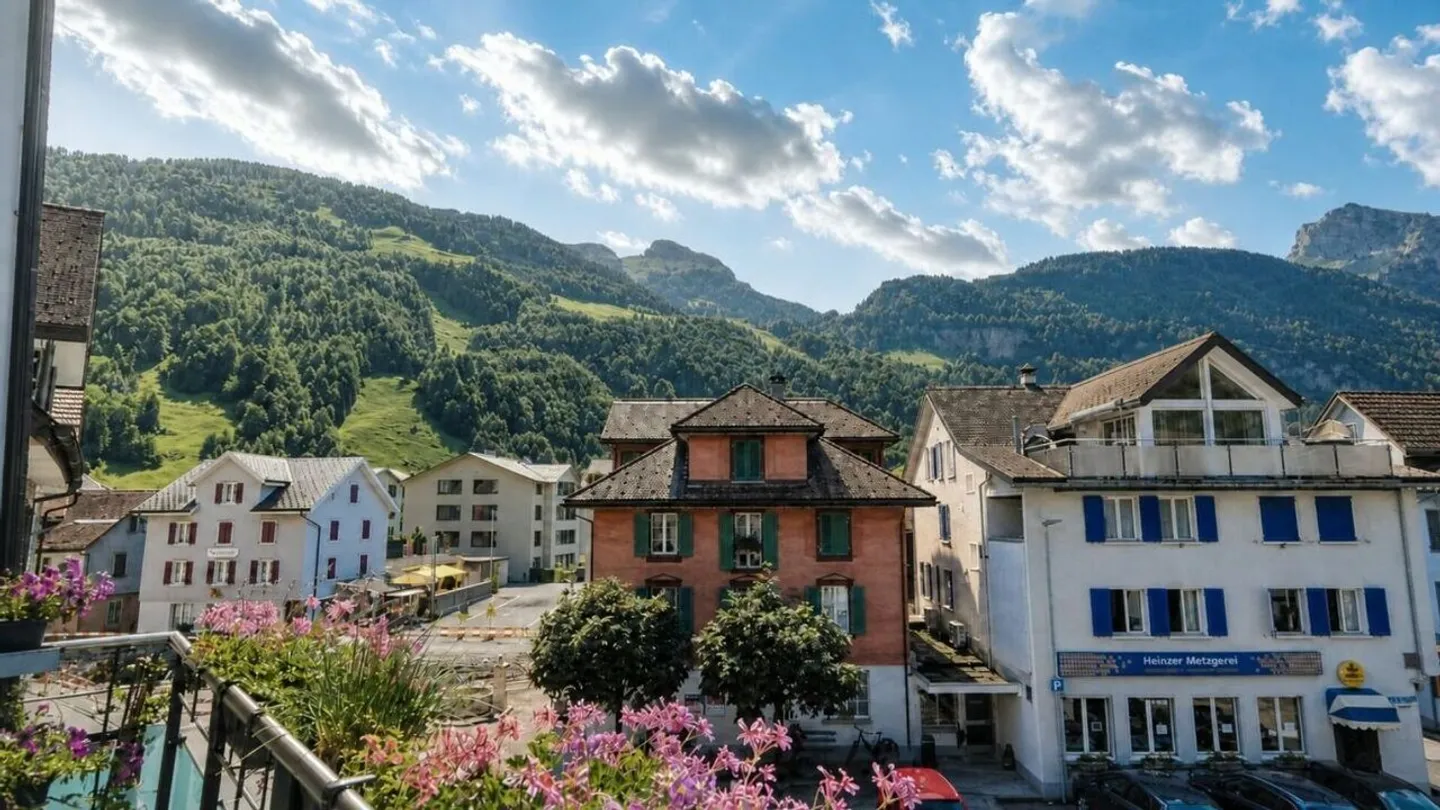 Grosszügige Dachwohnung mit Bergblick - Foto 19 von 20