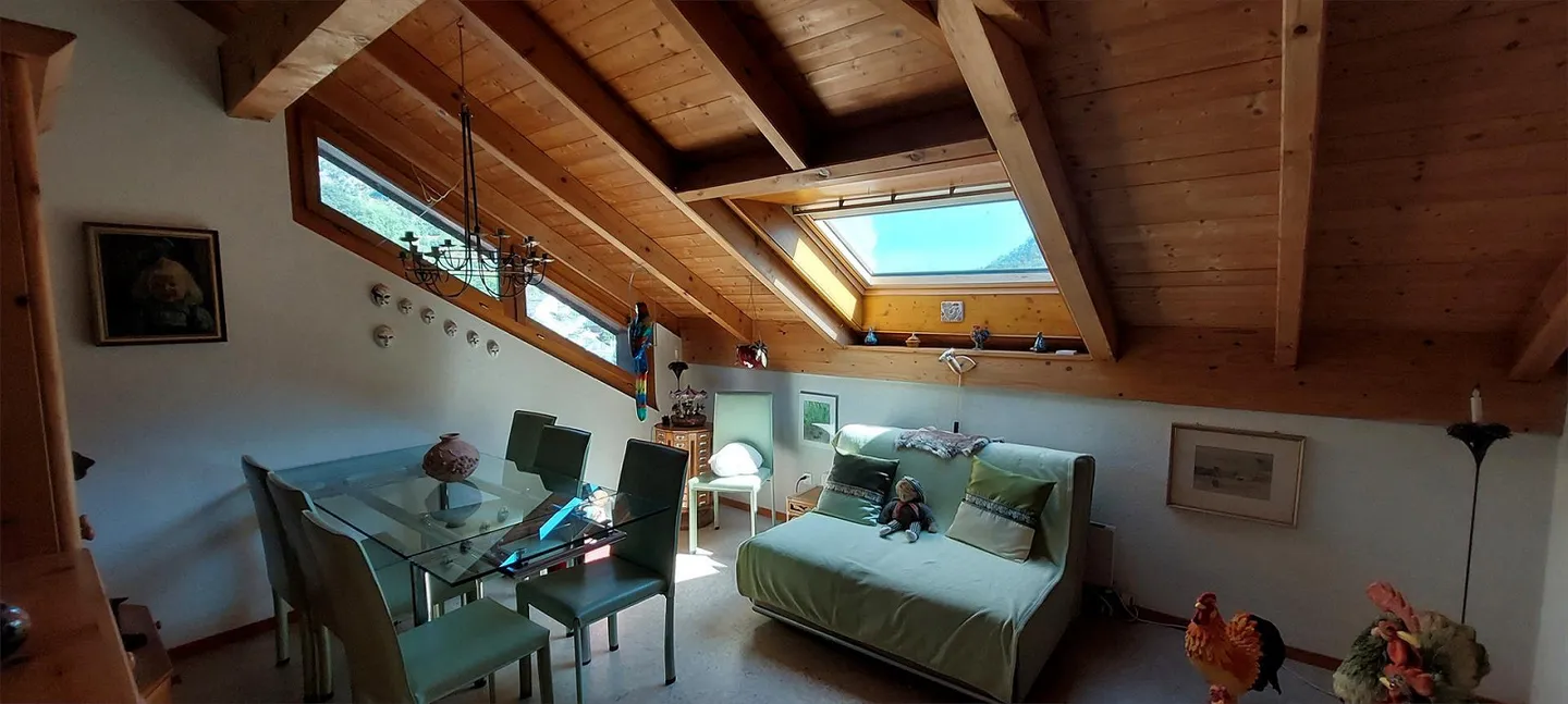 Geräumiges Penthouse mit atemberaubendem Blick - Foto 5 von 9