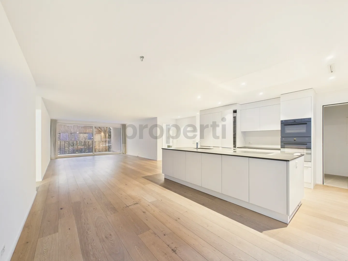 Esclusivo appartamento giardino di 5,5 stanze con comfort moderno e standard Minergie-Plus a Wädenswil - Foto 2 di 13