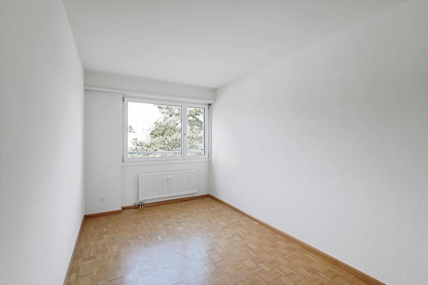 Helle, grosszügige 3.5 Zimmer-Wohnung - Foto 6 von 8