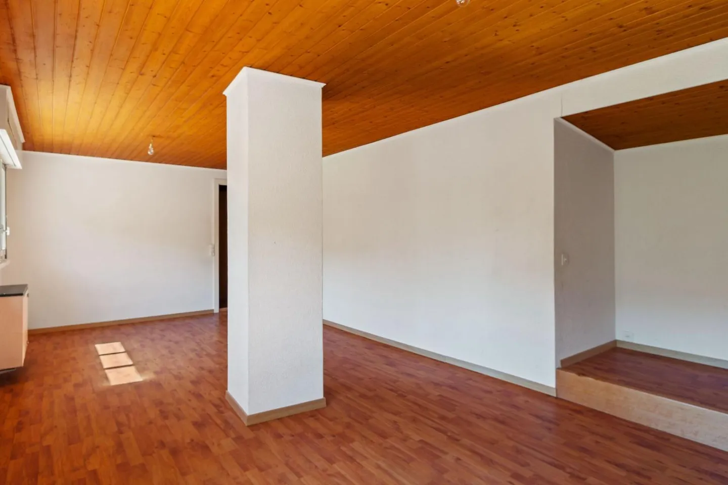 Sonceboz, Maison à rénover avec grange - Photo 10 sur 12