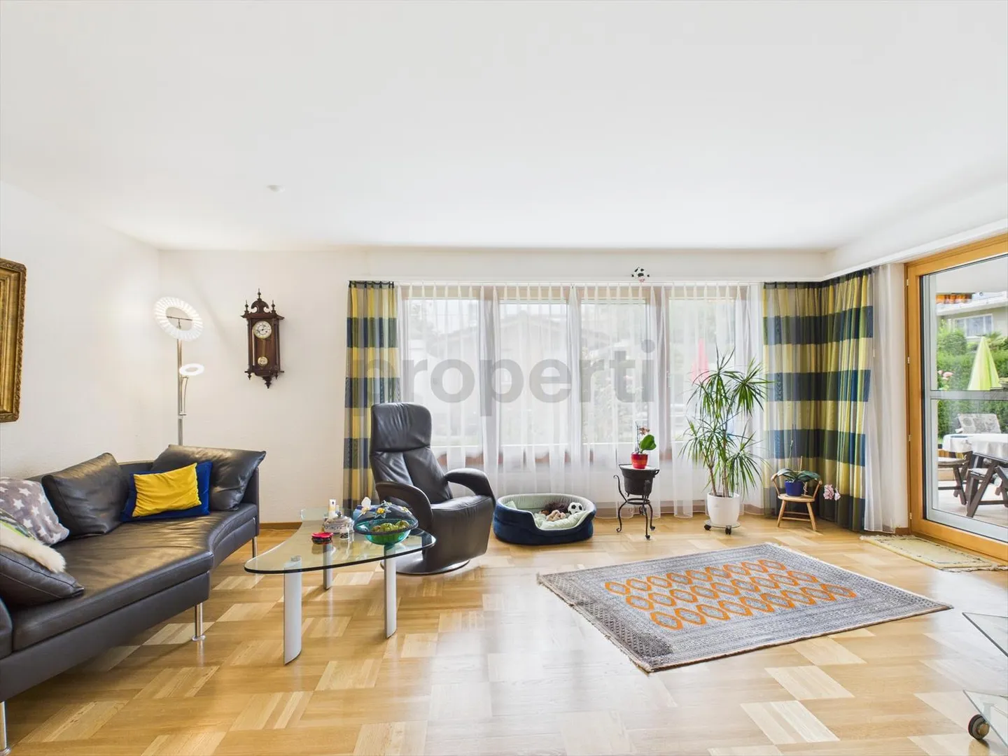 Semi-detached house for sale - Photo 2 of 13