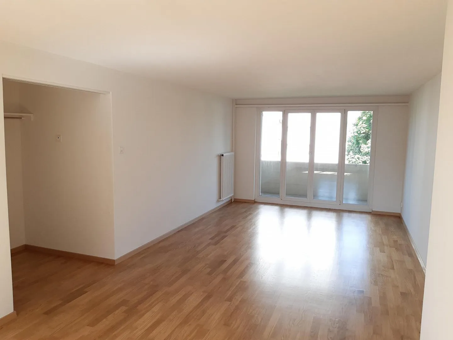 Appartamento conveniente di 5 ½ stanze a Niederuzwil - Foto 1 di 12
