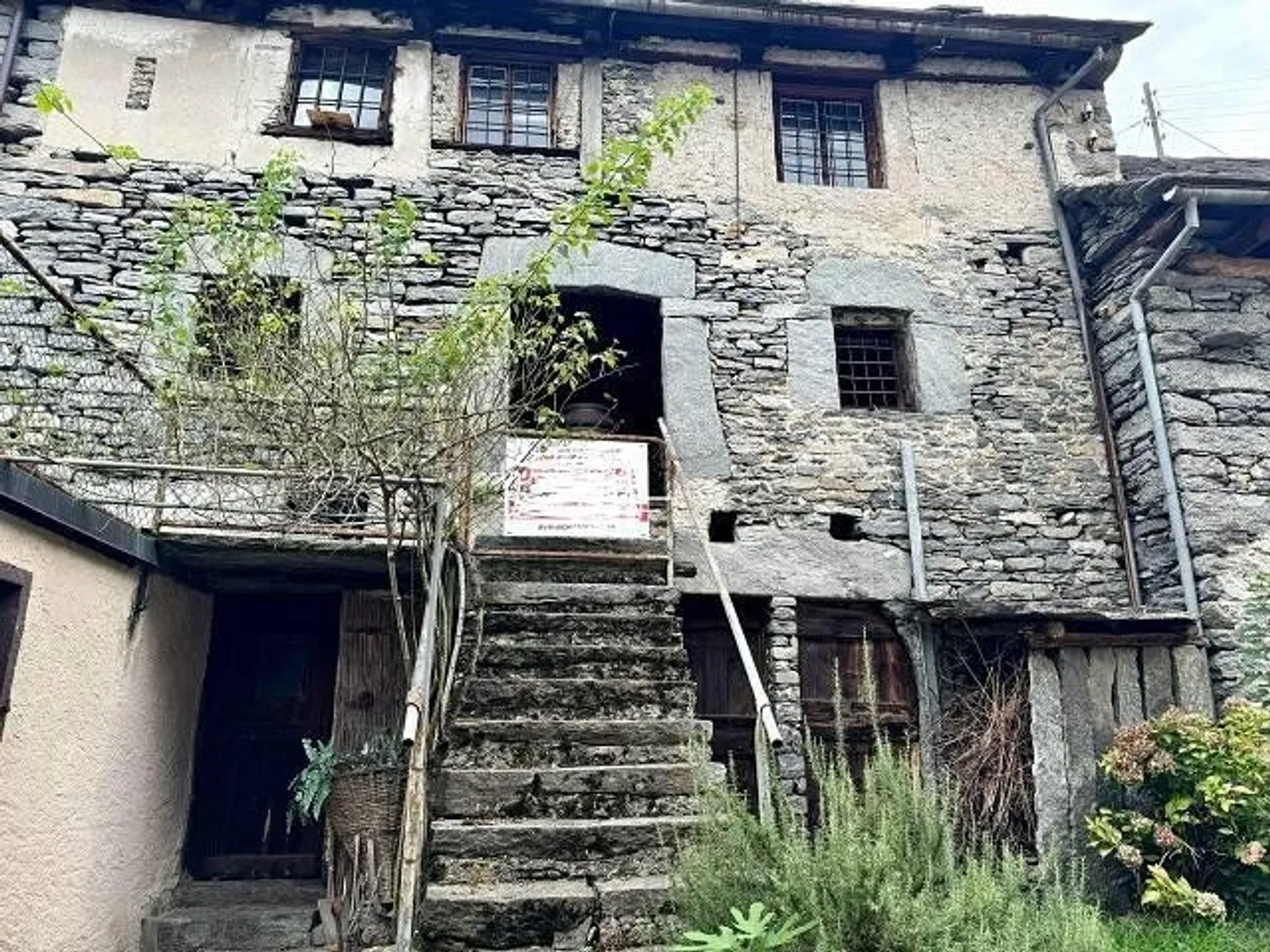 Einfamilienhaus kaufen - Foto 1 von 13