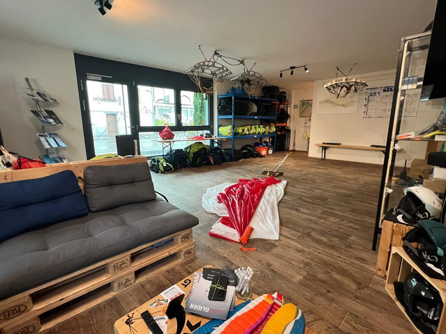 Espace commercial central Goldau - Photo 3 sur 9