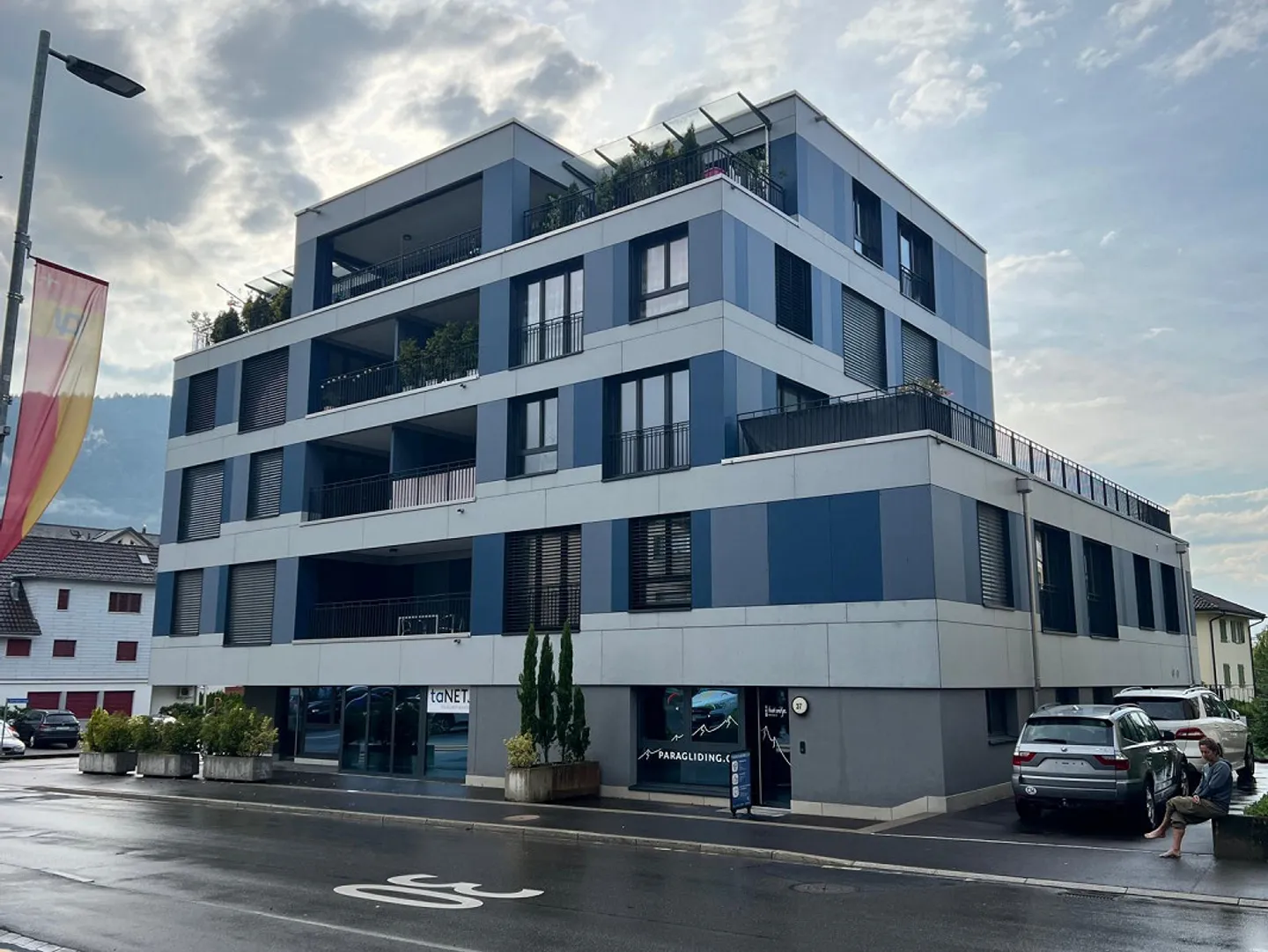 Espace commercial central Goldau - Photo 1 sur 9