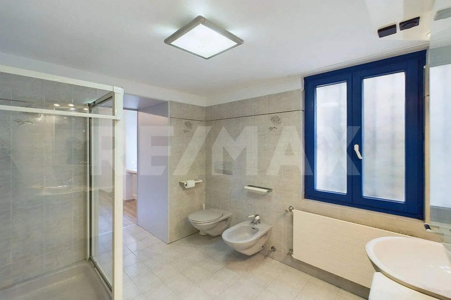 Comfortable 2-room apartment with garden and covered terrace - Photo 7 of 12