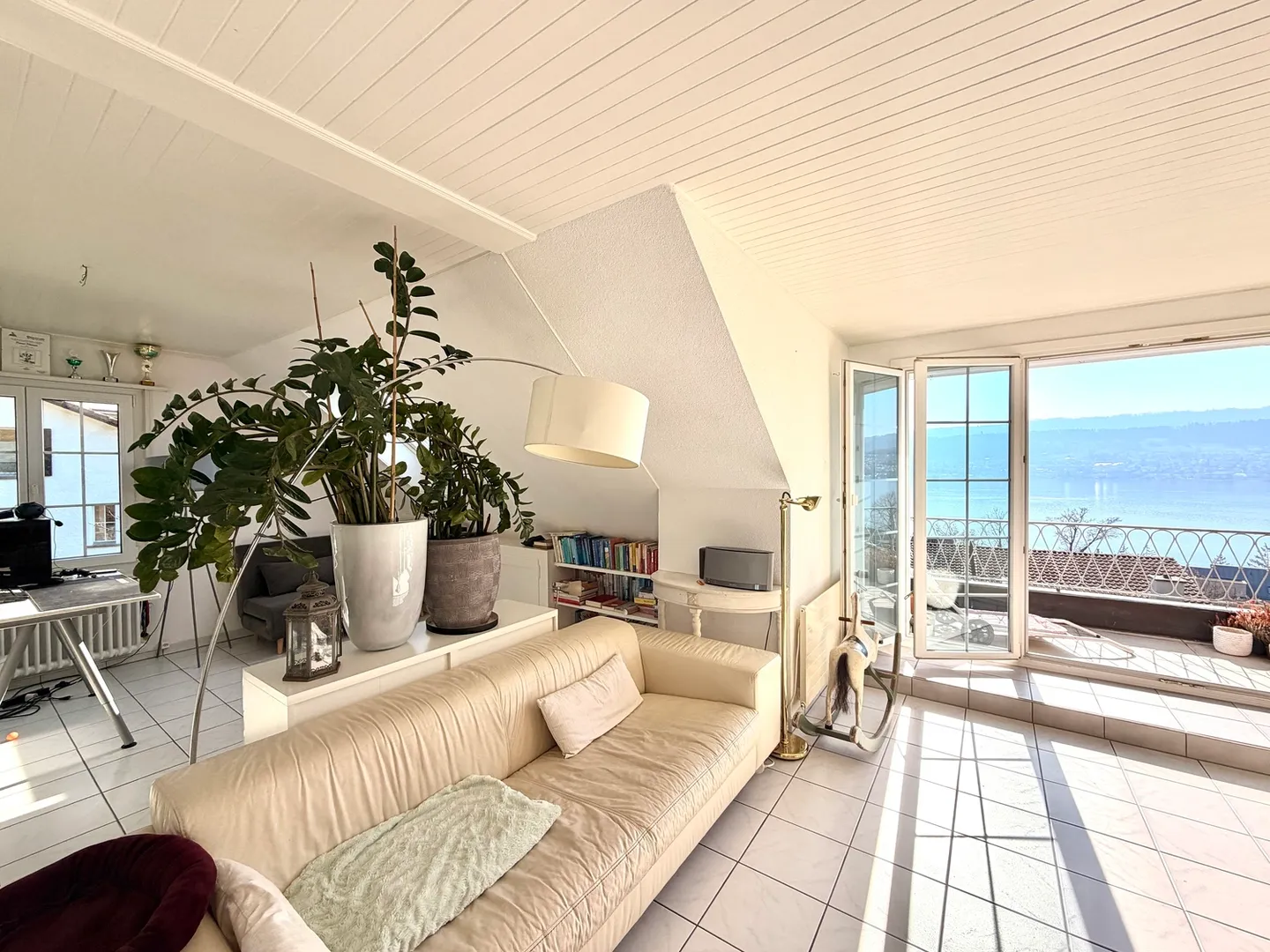 2½ ROOM APARTMENT IN HERRLIBERG (ZH), FURNISHED, TEMPORARY - Photo 1 of 10