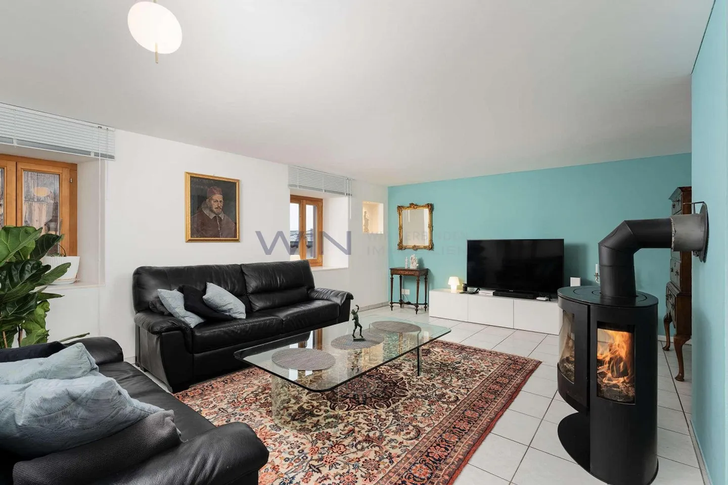 For connoisseurs (including a separate apartment) *near Chur - Photo 2 of 12