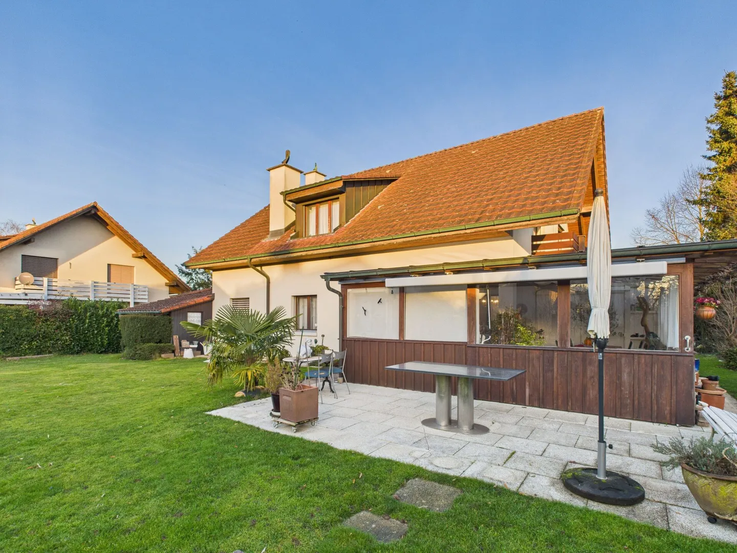 Arrivare e sentirsi bene: un ampio paradiso familiare a Möhlin - Foto 3 di 4