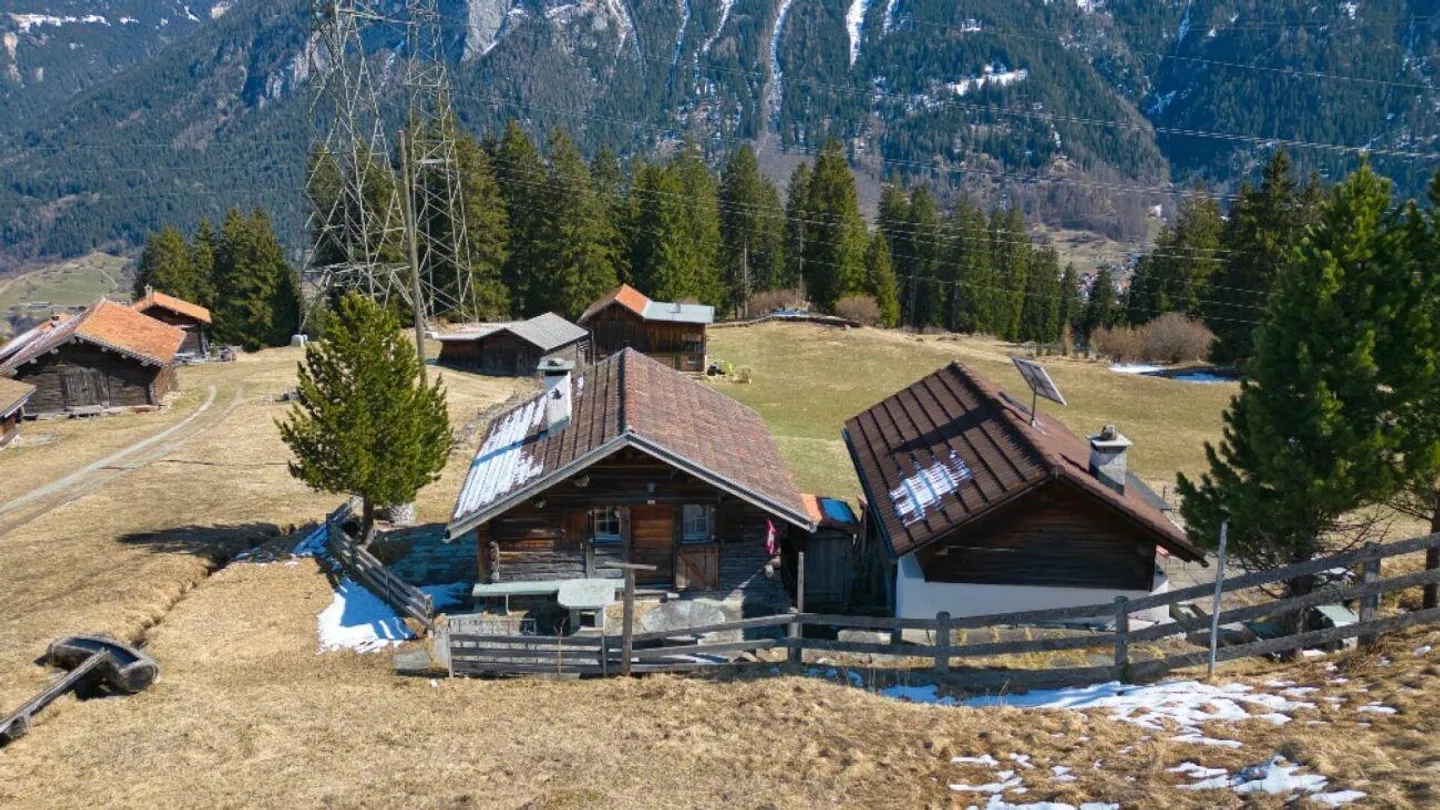 2 Maiensässe dans le Schams : Soleil, Détente et Vue Lointaine - Photo 2 sur 24