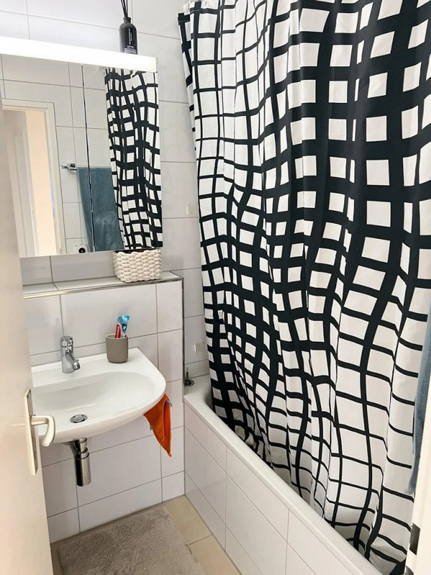 Komfortable Wohnung in Zürich - Foto 6 von 6