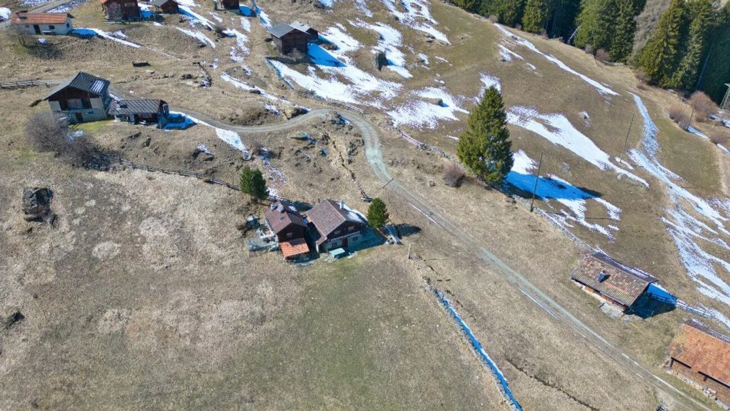 2 Maiensässe dans le Schams : Soleil, Détente et Vue Lointaine - Photo 6 sur 24