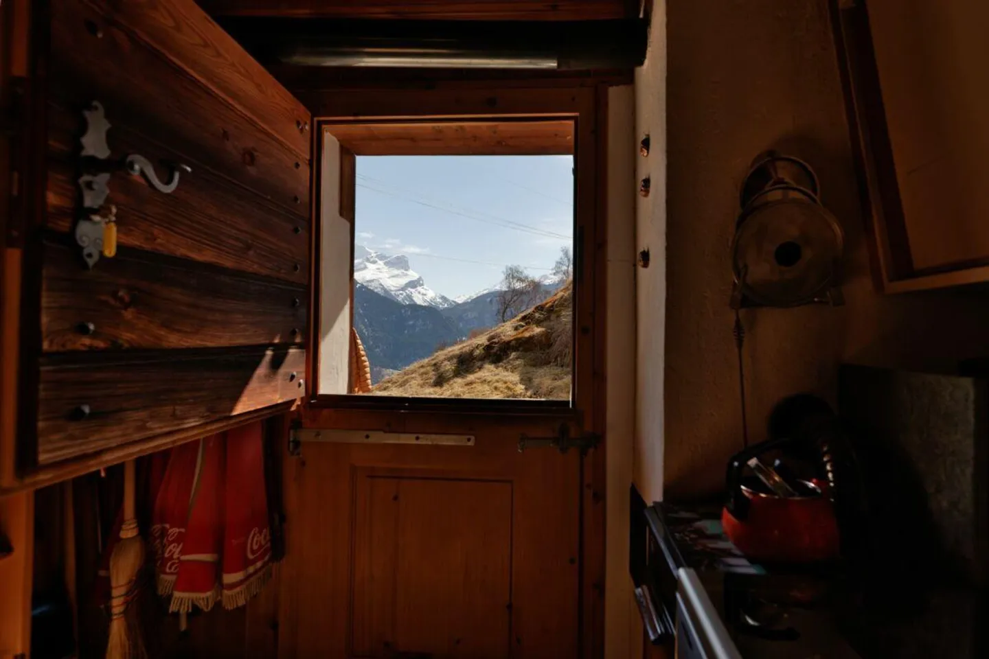 2 Maiensässe dans le Schams : Soleil, Détente et Vue Lointaine - Photo 7 sur 24