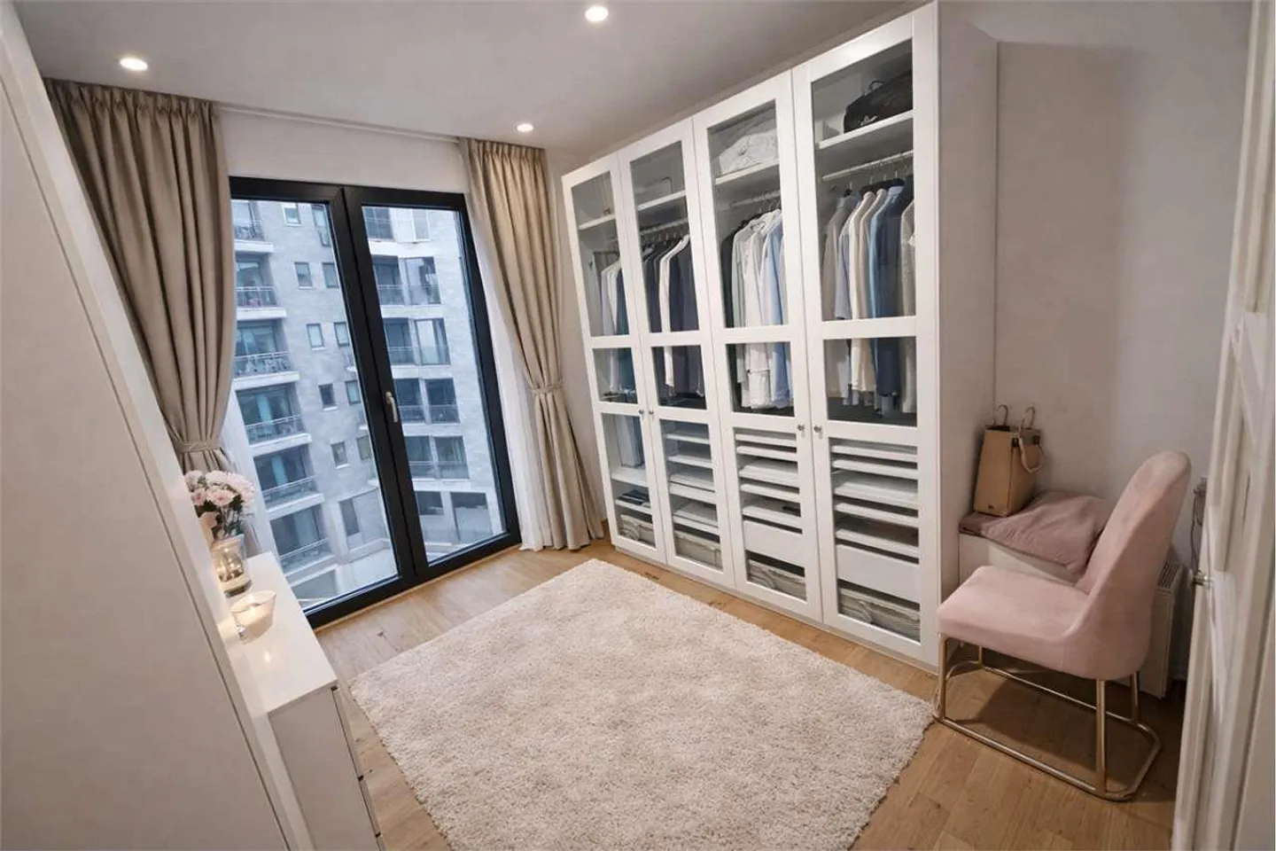 Bright 4.5-Room Apartment - Photo 5 of 13