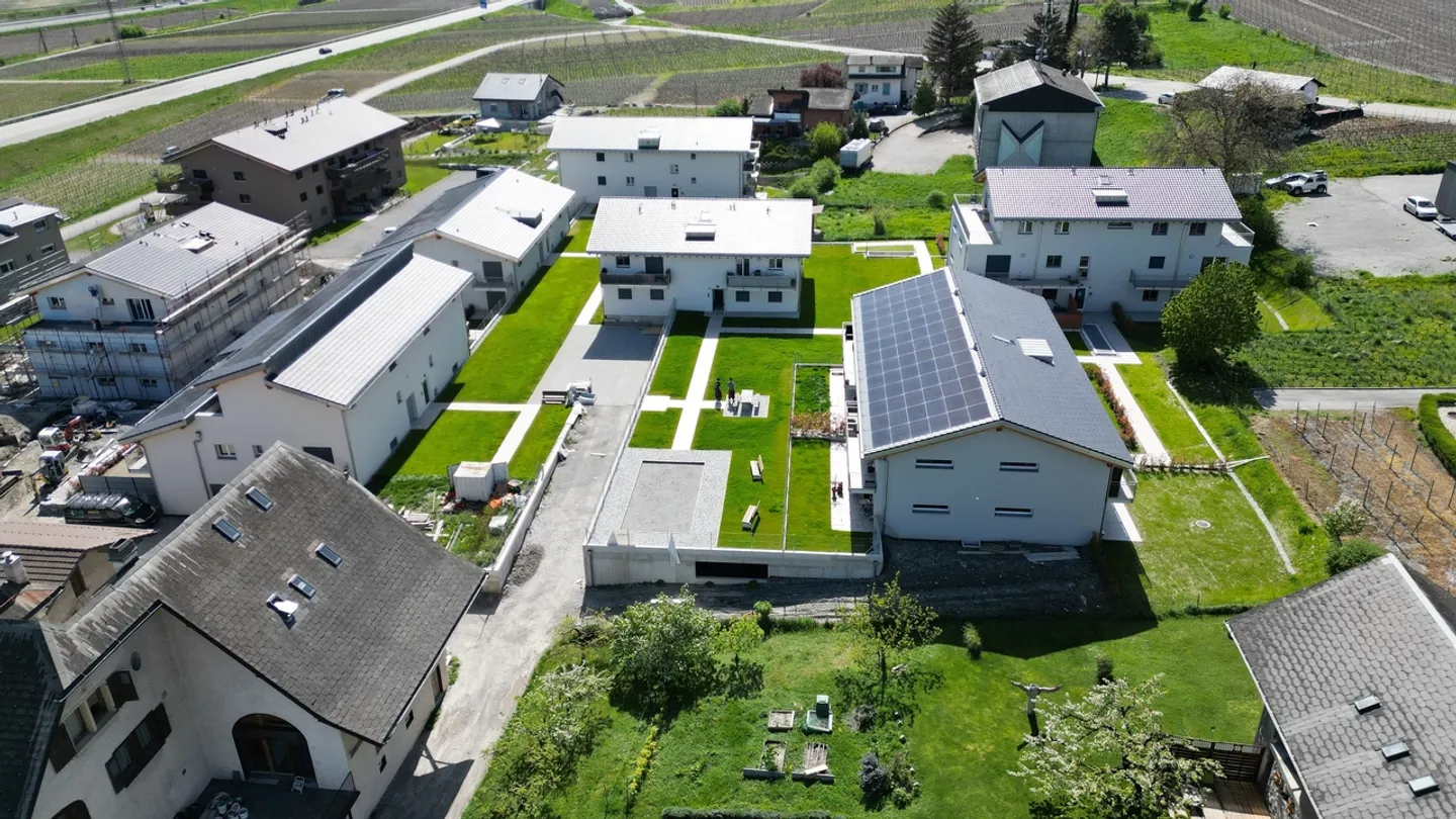 Magnificent 2.5 room apartment on the 1st floor with sunny balcony - Photo 8 of 8