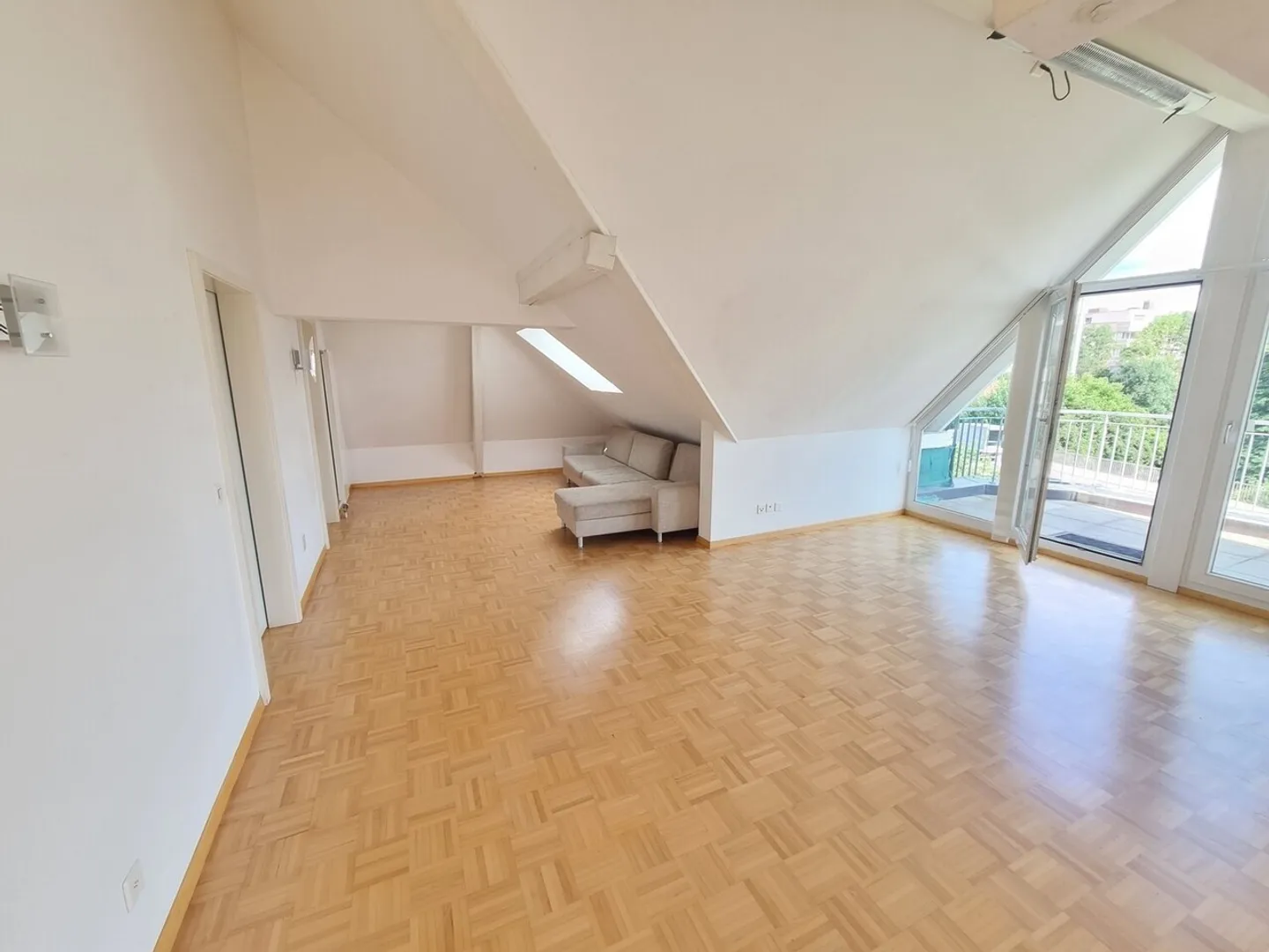 Votre recherche est terminée. Bienvenue dans votre nouvel appartement ! - Photo 2 sur 5