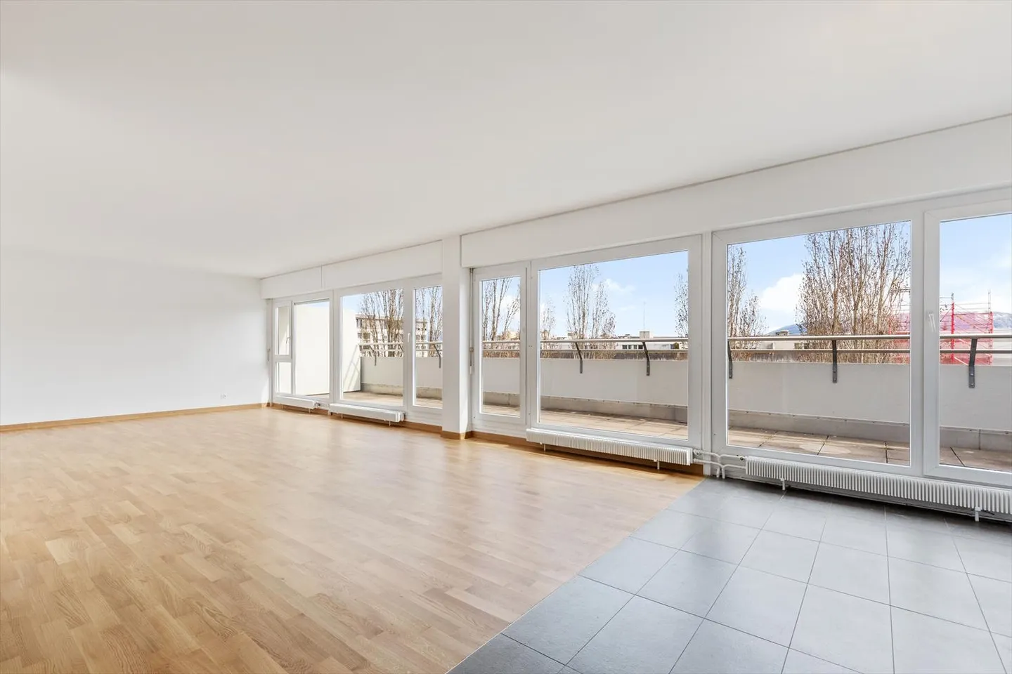 Take height in Meyrin - Fixed-term lease until 31.12.2028 - Photo 6 of 12