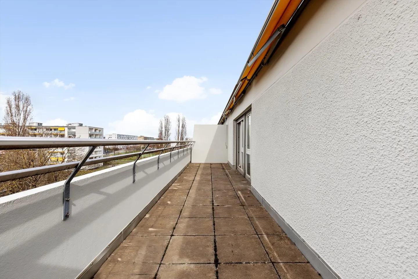 Take height in Meyrin - Fixed-term lease until 31.12.2028 - Photo 10 of 12