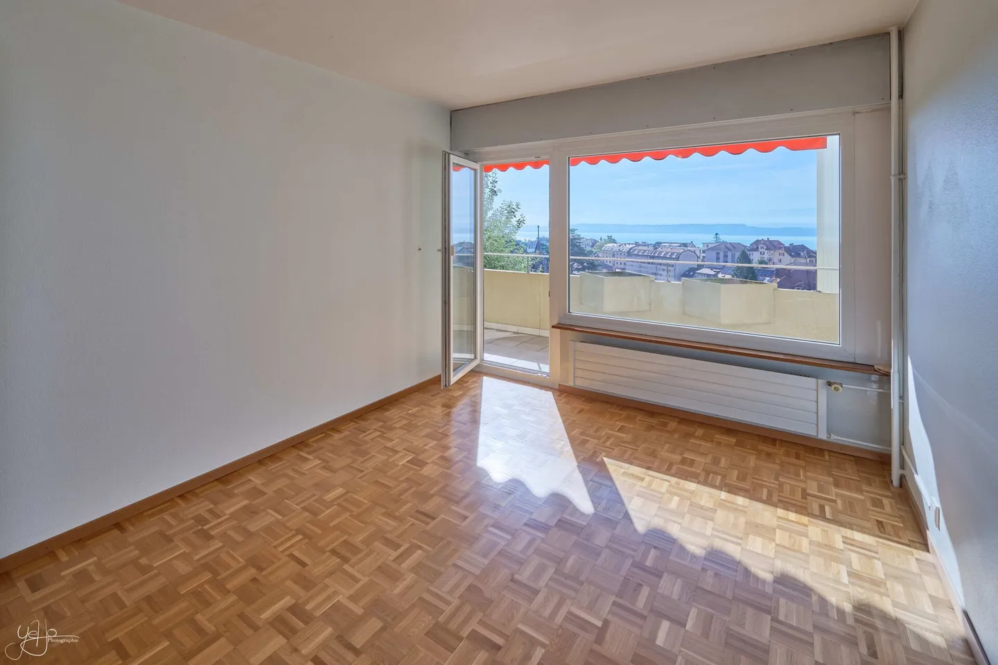 Between comfort and lake view - Photo 6 of 9