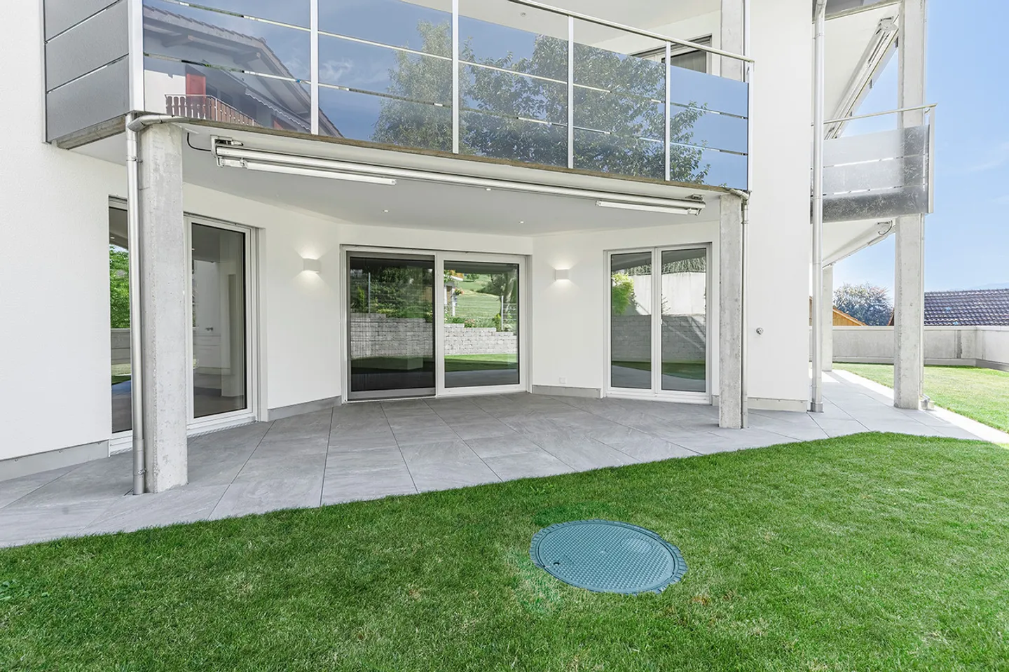 Vivere spazioso con un giardino privato da godere - Foto 8 di 9