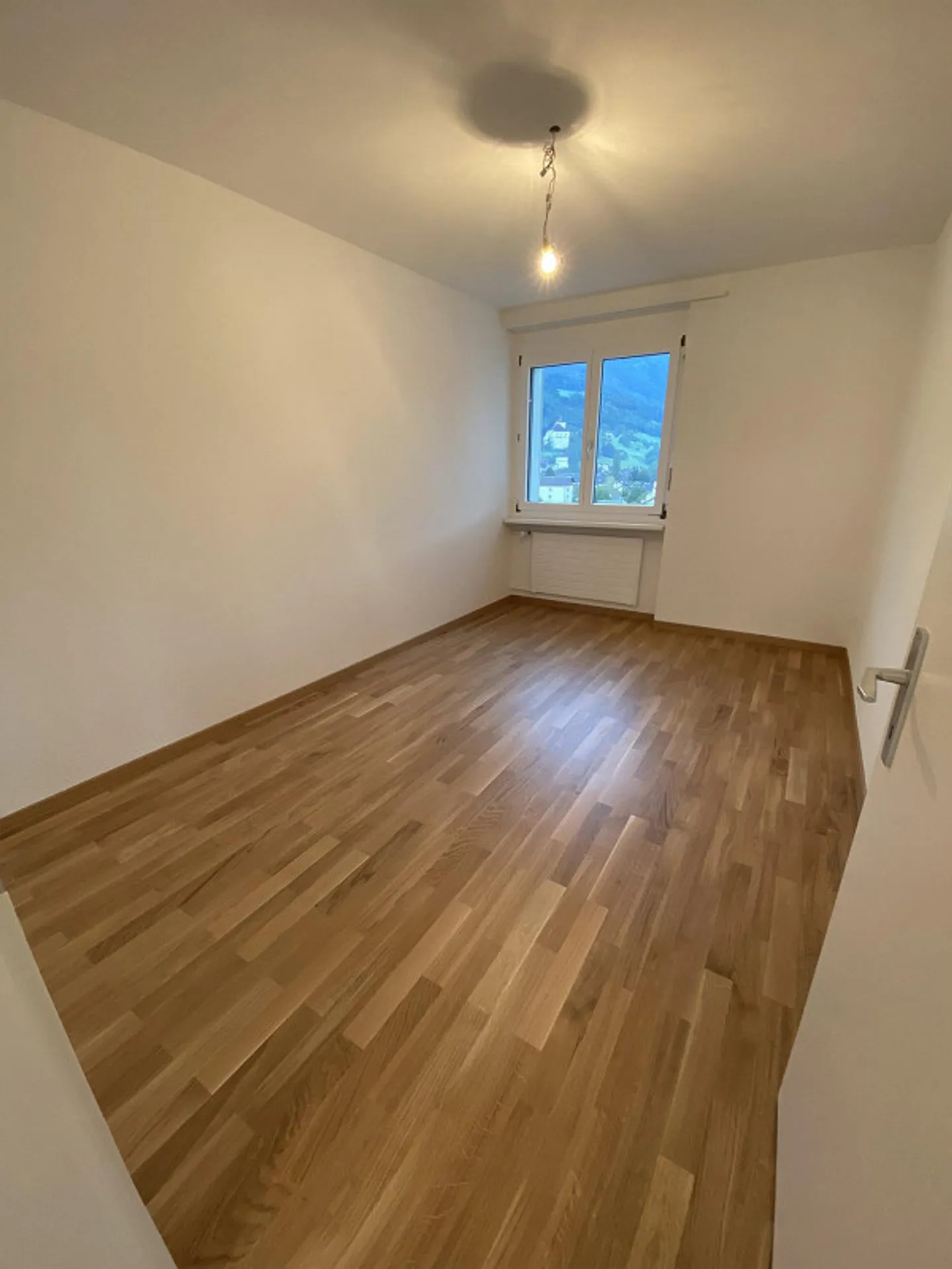 Appartamento spazioso di 4,5 locali - Foto 4 di 20