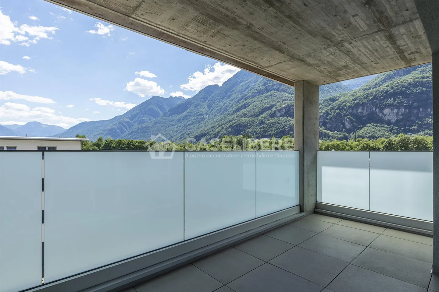 SPLENDIDE 3.5 PIÈCES À OSOGNA - Photo 5 sur 12