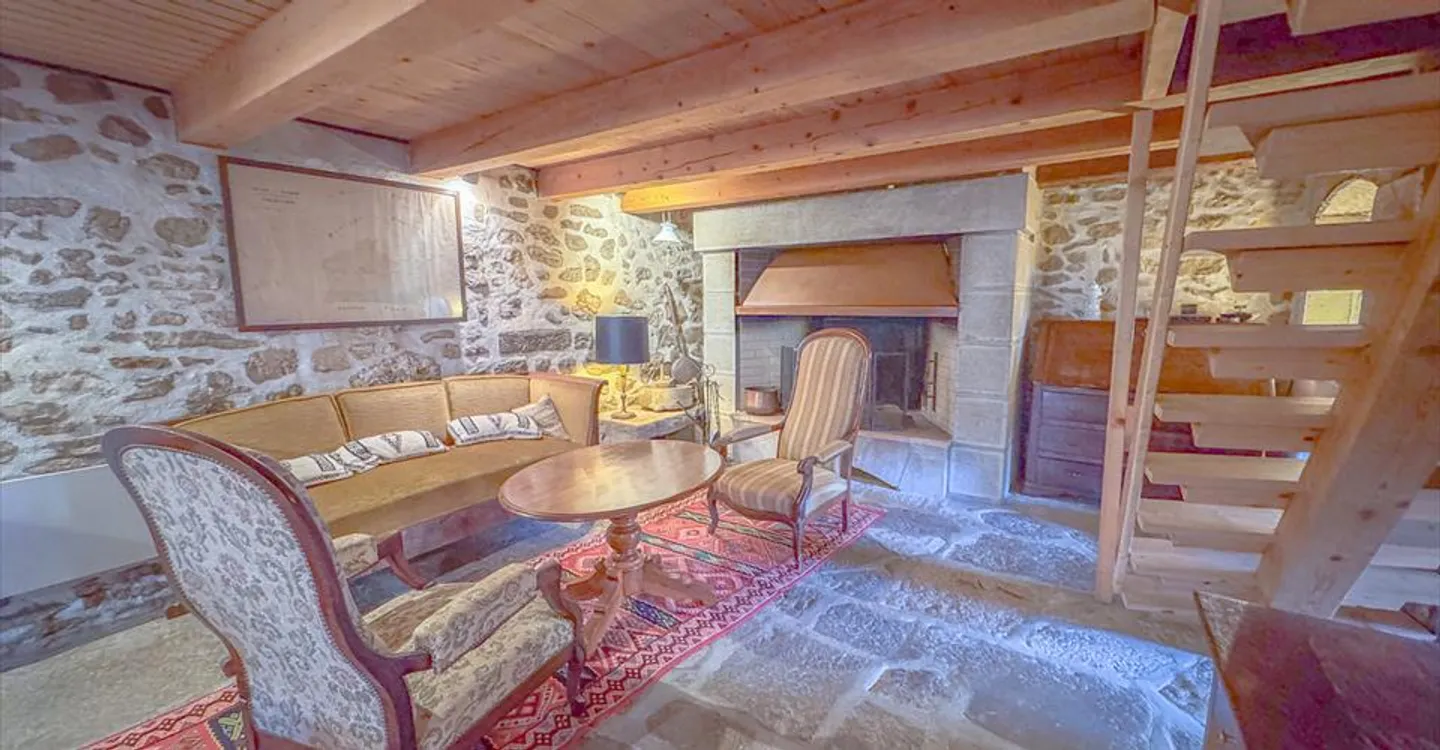 Wunderschön renoviertes neuchâteloises Reihenhaus mit 6,5 Zimmern - Foto 8 von 12