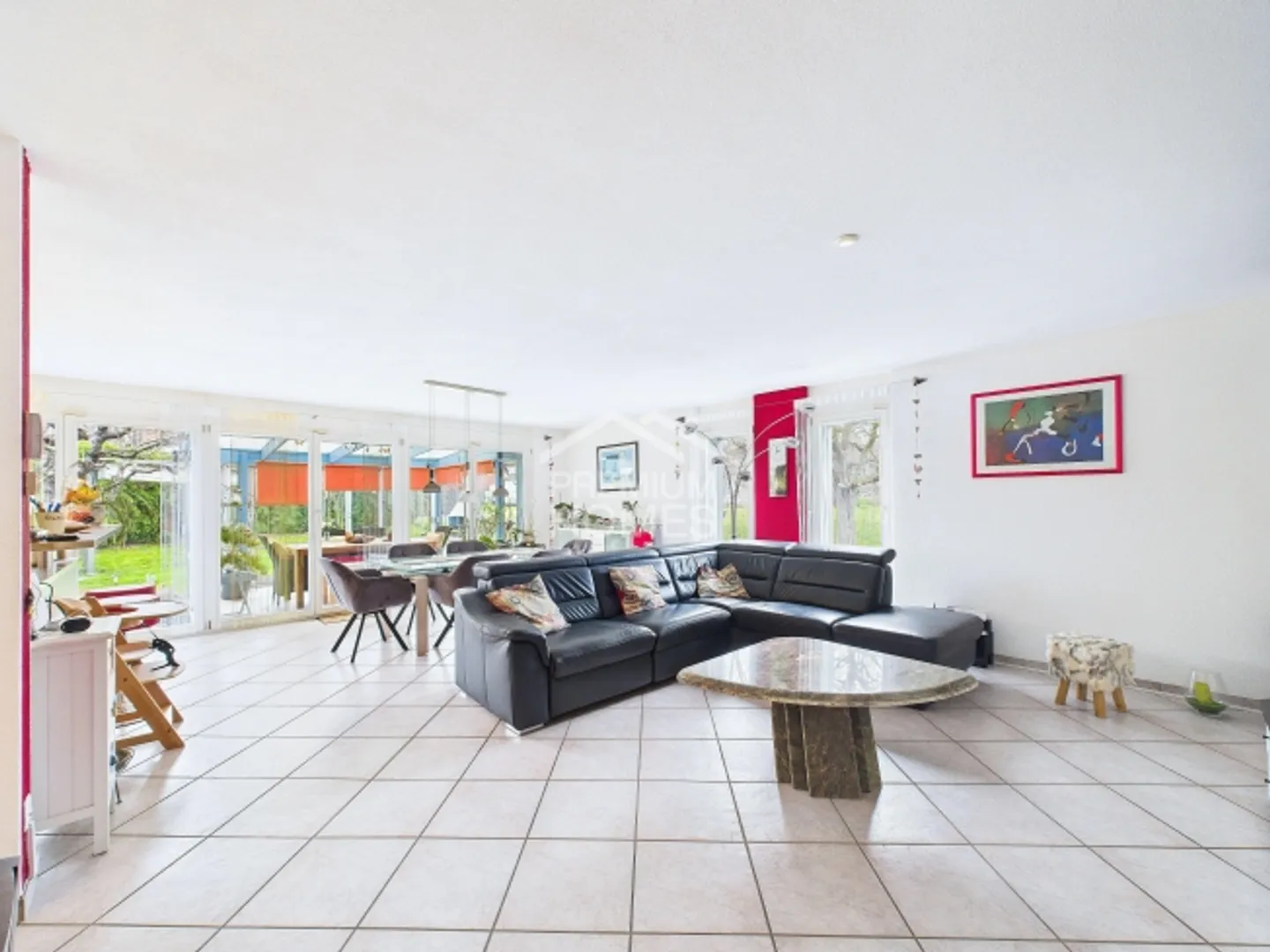 Charmante maison familiale avec jardin - Photo 3 sur 5