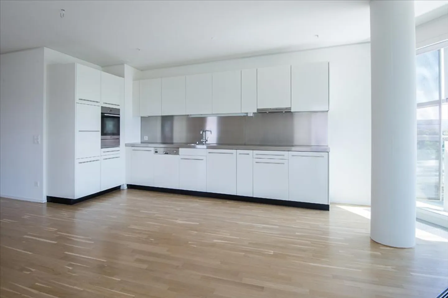 Helle Wohnung mit Shopping-Zugang - Foto 5 von 8