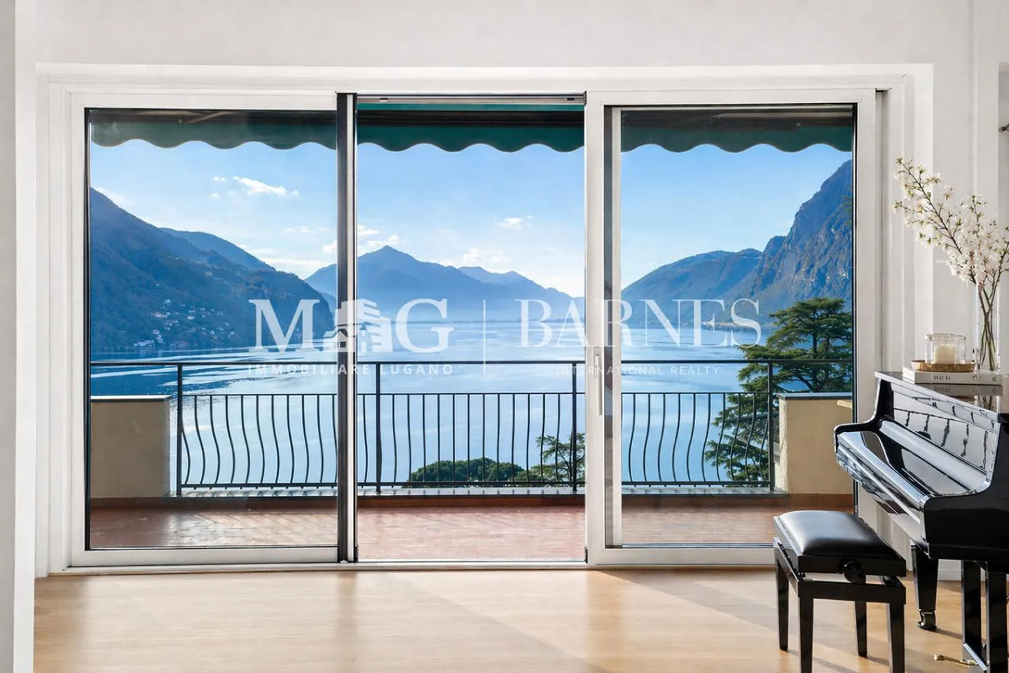 Lugano, Castagnola: Villa with pool and panoramic lake view - Photo 4 of 13