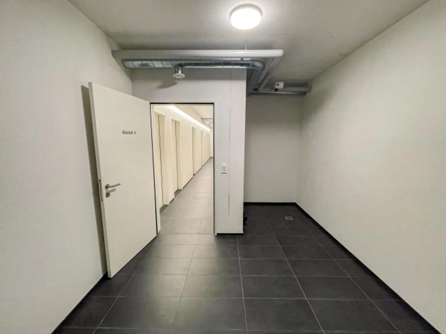 11m² Storage Room / Disporaum in Zug - Photo 1 of 8